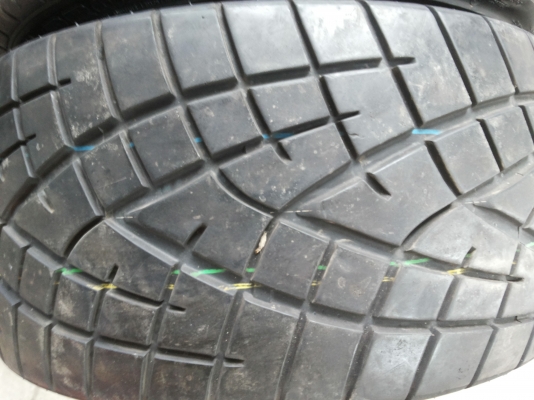 ขายยางโตโยR1R 18