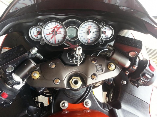 ขาย Suzuki Hayabusa 2008 พร้อม สรรพสามิตร ท่อแต่ง BMS คู่ รับแลกเทิร์น ขาย Suzuki Hayabusa 2008 พร้อม สรรพสามิตร ท่อแต่ง BMS คู่ รับแลกเทิร์น