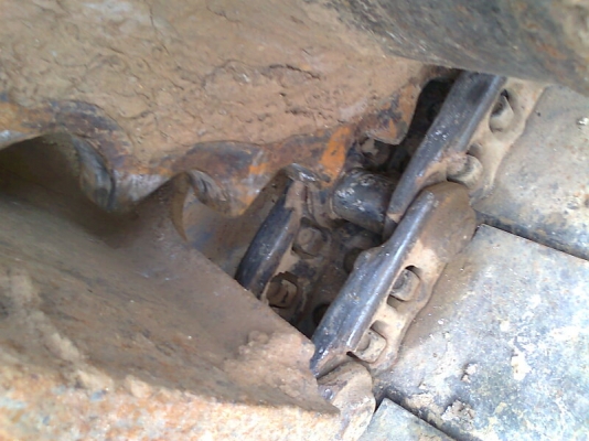 รถแบคโฮ CAT E120 B รถสวยพร้อมใช้ โซ่ใหม่ใบสวยทั้งสองข้าง บูม อาร์มสวย ไม่มีรอยปะ ราคาต่อรองได้.