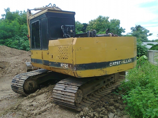 รถแบคโฮ CAT E120 B รถสวยพร้อมใช้ โซ่ใหม่ใบสวยทั้งสองข้าง บูม อาร์มสวย ไม่มีรอยปะ ราคาต่อรองได้.