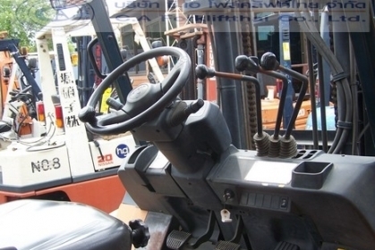 ขาย รถโฟล์คลิฟท์ TOYOTA รุ่น 7-FD35