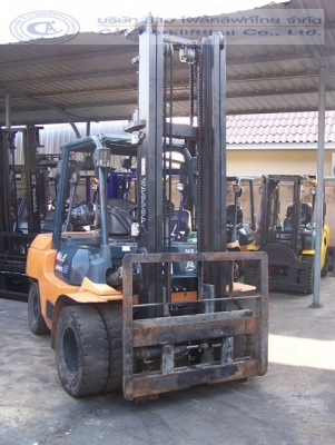 ขาย รถโฟล์คลิฟท์ TOYOTA รุ่น 7-FD35