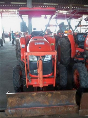 มาแล้ว คูโบต้า 32 แรง สภาพดี มีใบดัน ราคาพิเศษ