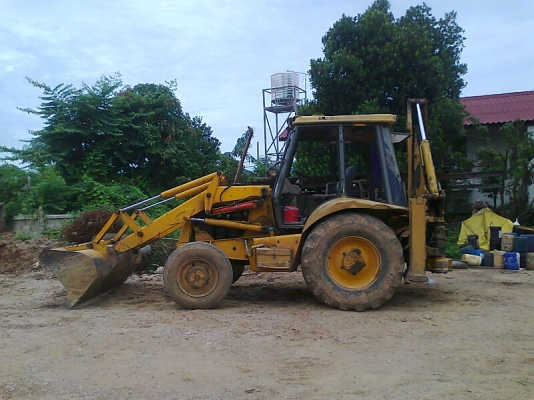 รถตักหน้า ขุดหลัง JCB 3CX 4Wd รถสวย พร้อมใช้งาน ราคาต่อรองได้.
