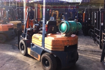 ขายรถ โฟล์คลิฟท์ TOYOTA รุ่น 5-FG25