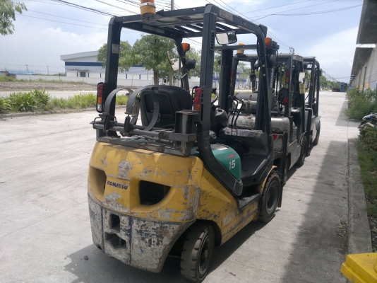 ขายรถฟอร์คลีฟท์ KOMATSU FG15HT20 เสา3 เมตรออโต้ ปี2006 รถนอกนำเข้า ติดต่อ มานะ 085-9049669