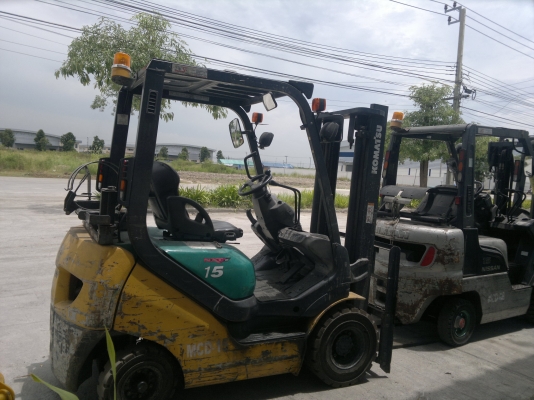 ขายรถฟอร์คลีฟท์ KOMATSU FG15HT20 เสา3 เมตรออโต้ ปี2006 รถนอกนำเข้า ติดต่อ มานะ 085-9049669