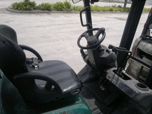 ขายรถฟอร์คลีฟท์ KOMATSU FG15HT20 เสา3 เมตรออโต้ ปี2006 รถนอกนำเข้า ติดต่อ มานะ 085-9049669