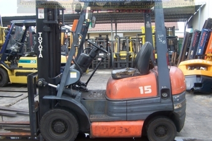 ขายรถ โฟล์คลิฟท์ TOYOTA รุ่น 6-FG15