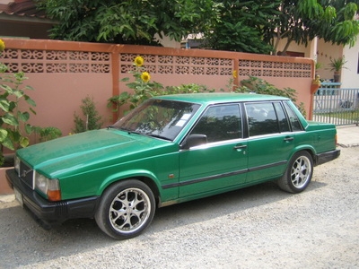 ขายถูกVOLVO740 ปี 89 ราคา 85,000 บาท โอ 085-189-1420 เครื่อง jติดแก๊ส LPG
