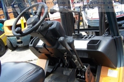 ขายรถ โฟล์คลิฟท์ TOYOTA รุ่น 7-FG15