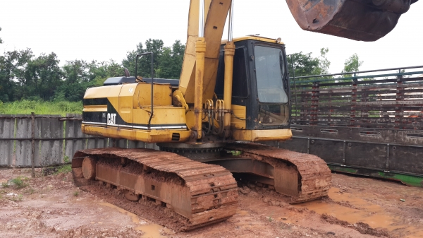 ขายด่วนCAT320เวอร์ชั่นทู สภาพสวยไฟฟ้าเต็มเอกสารเล่มทะเบียนจัดแนนท์ได้รีบจอง 0811838154 0843923995