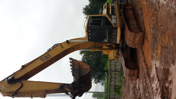 ขายด่วนCAT320เวอร์ชั่นทู สภาพสวยไฟฟ้าเต็มเอกสารเล่มทะเบียนจัดแนนท์ได้รีบจอง 0811838154 0843923995