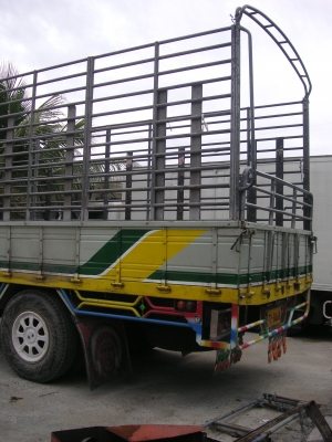 ขายรถ 6 ล้อ FF ขายรถ 6 ล้อ FF