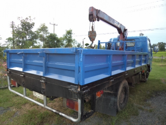 ขายรถ6ล้ออีซูซุNPRพร้อมเครน2.5เครื่อง135แรงเทอโบว์