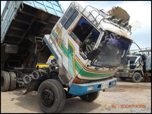ขายด่วน รถบรรทุก 10 ล้อ ดั้ม MITSUBISHI FUSO 527M-TD3456 195 แรง สภาพเดิมๆมือเดียว ออกห้าง  พร้อมใช้งาน ราคาสุดคุ้ม