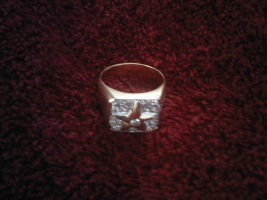 แหวนเพชรแท้ เพชร 18 เม็ด ตัวเรือนทองแท้ สั่งทำมาหลายตัง