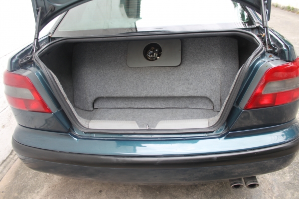 1999 VOLVO, S40 2.0i 16V 1999 VOLVO, S40 2.0i 16V