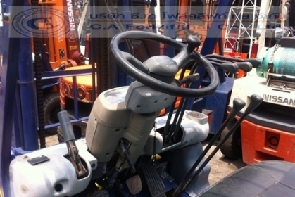 ขาย รถโฟล์คลิฟท์ KOMATSU รุ่น FD25-12C