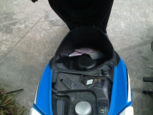 Click125i ตัวใหม่ ปี55 เครื่องเดิมๆ Click125i ตัวใหม่ ปี55 เครื่องเดิมๆ