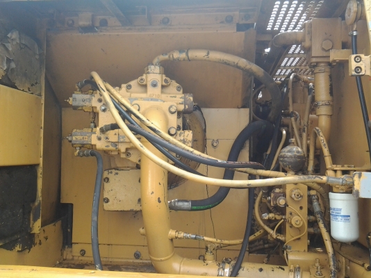 ขายแม็กโครCAT-320  -Bเวอชั้นทู  รถสวยเต็มพร้อมใช้งานสถาพเดิมปั้มคอสั้นชีเรี้ยนสูง