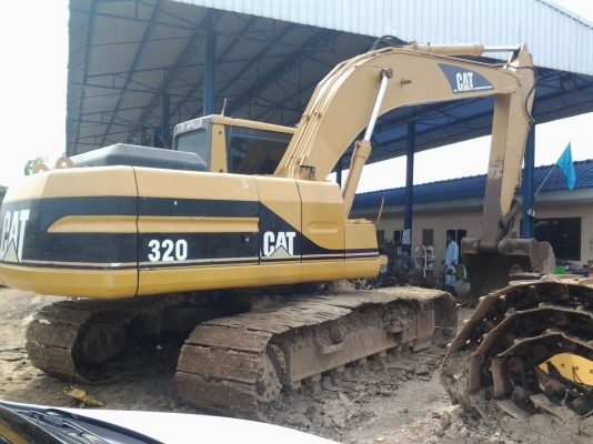 ขายแม็กโครCAT-320  -Bเวอชั้นทู  รถสวยเต็มพร้อมใช้งานสถาพเดิมปั้มคอสั้นชีเรี้ยนสูง