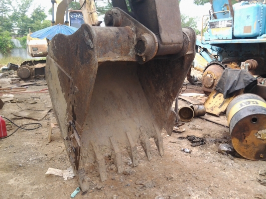 ขายแม็กโครCAT-320  -Bเวอชั้นทู  รถสวยเต็มพร้อมใช้งานสถาพเดิมปั้มคอสั้นชีเรี้ยนสูง