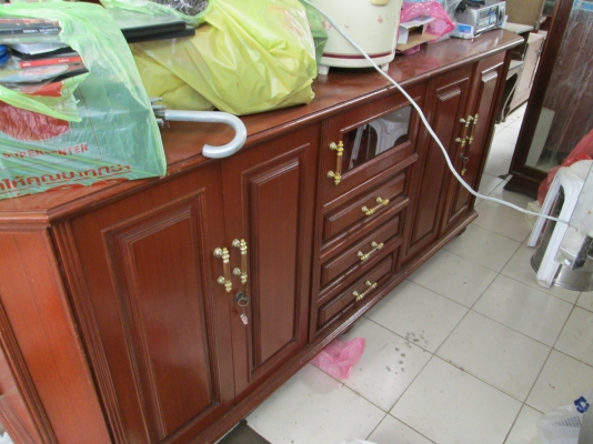 ตู้ชั้นวาง ทีวี  วางอุปกรณ์เครื่องเสียง   สภาพใหม่ๆ ราคาชาวบ้าน