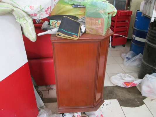 ตู้ชั้นวาง ทีวี  วางอุปกรณ์เครื่องเสียง   สภาพใหม่ๆ ราคาชาวบ้าน