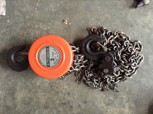 ขายด่วน รอกโซ่ 3 ตัน กลม ขายด่วน รอกโซ่ 3 ตัน กลม