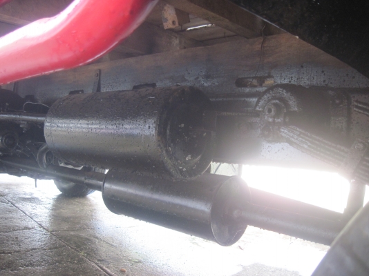 ISUZU NKR 110 แรง  ( รถประกอบใช้เองไม่มีเล่มทะเบียน )