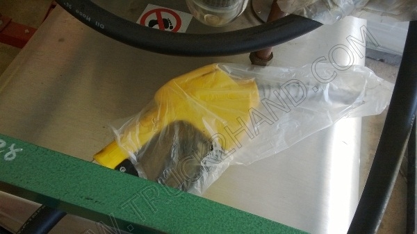 ตู้น้ำมันพร้อมหัวจ่าย ขนาดตู้ 400 ลิตร ตู้น้ำมันพร้อมหัวจ่าย ขนาดตู้ 400 ลิตร