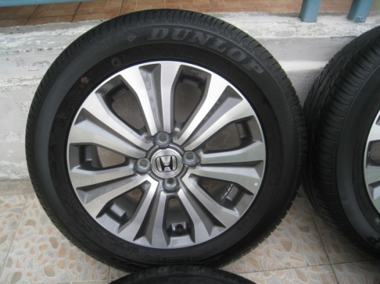 ขายล้อแม็ก Honda Freed ป้ายแดง 15"x5.5" et50 4รู100 + ยางปี 4812 ตุ่มและสีที่หน้ายางมีทุกเส้นครับ  สนใจติดต่อเล็กคลองสามครับ (081-3747940)