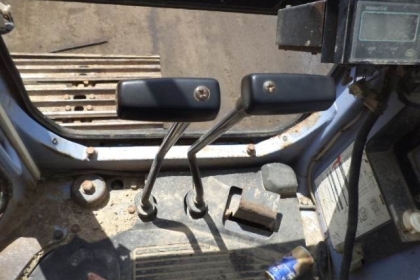 ขายด่วน..รถแบคโฮ  KOMATSU PC128US-1 รถสวย เก่าญี่ปุ่นแท้ แรงขุดดี ทำงานได้ไว ประหยัดน้ำมันสุดคุ้ม มีใบอินวอยล์ ราคาต่อรองได้.