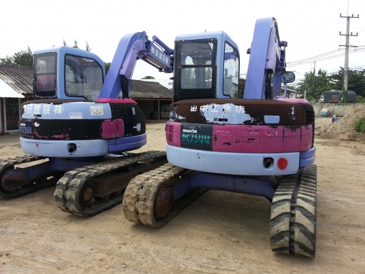 ขายด่วน..รถแบคโฮ  KOMATSU PC75UU-2E รถสวย เก่าญี่ปุ่นแท้ แรงขุดดี ทำงานได้ไว ประหยัดน้ำมันสุดคุ้ม มีใบอินวอยล์ ราคาต่อรองได้.
