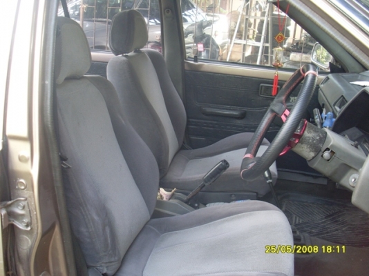 ขาย sunny FF 1.5cc ขับดี สีสวย แอร์เย็น ราคา 2,2000 บาท ขาย sunny FF 1.5cc ขับดี สีสวย แอร์เย็น ราคา 2,2000 บาท