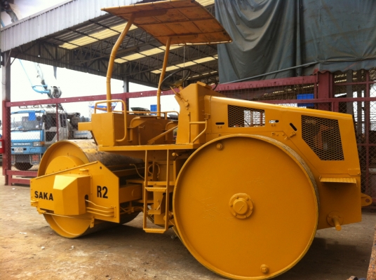 ขายด่วนรถบด3ล้อเหล็ก SAKAI R2 ตรวจเช็คพร้อมใช้ เล่มทะเบียน