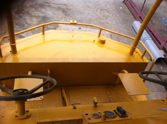 ขายด่วนรถบด3ล้อเหล็ก SAKAI R2 ตรวจเช็คพร้อมใช้ เล่มทะเบียน