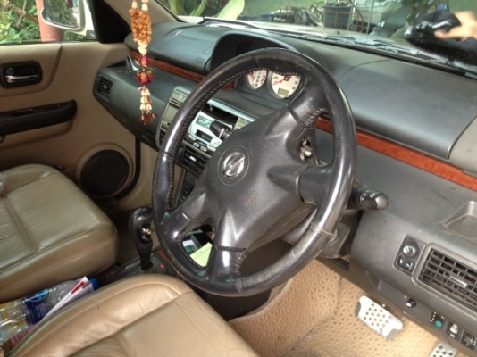 ขายรถ suv  นิสสัน เอ็กเทล