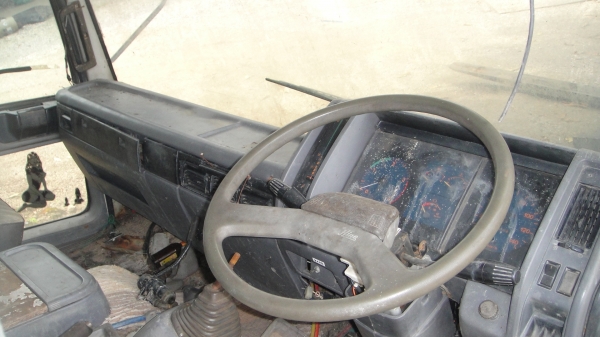 หัว HINO สิงห์ไฮเทค10ล้อ สภาพสวย ของครบ ราคาไม่แรง