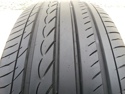 ขายยาง215/60/16 ปี12/2เส้นปี11/2เส้น YOKOHAMA  ADVAN  JAPAn   1 ชุด