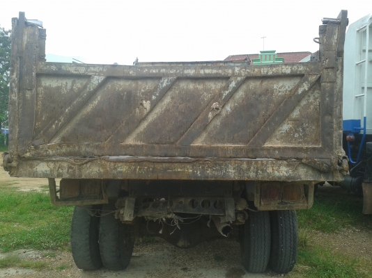 ขาย 6 ล้อดั้ม MITSUBISHI FUSO ไอ้หลง... ลูกค้าคุณราเมธ101 วางมัดจำกลางอากาศแล้ว ขอบคุณคับ.....