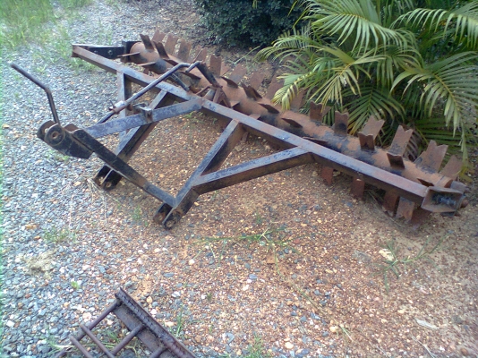 ขายขลุบ  ตีดิน    พร้มใช้งานครับท่าน