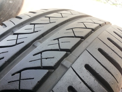 ขายยาง195/55/15 ปี 09 YOKOHAMA Adrive 1 ชุด ขายยาง195/55/15 ปี 09 YOKOHAMA Adrive 1 ชุด