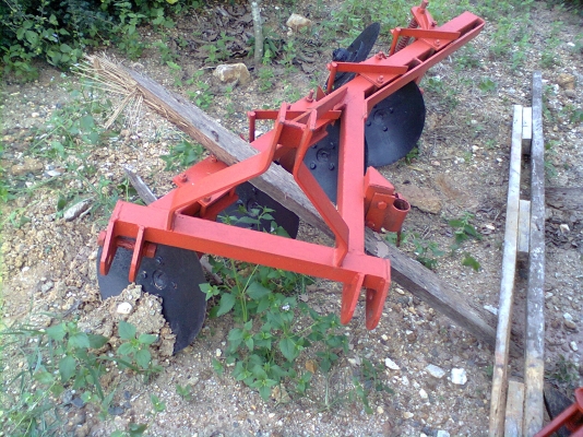 ขายผานกระทู้ 4 ใบ ใชกับรถขนาด 15-26 แรง ขายผานกระทู้ 4 ใบ ใชกับรถขนาด 15-26 แรง