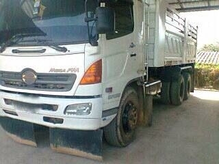 รถฮีโน่ 10 ล้อดั้ม  260 แรงม้า ปี 51  ( ขาย แม่ , ลูก )  สนใจติดต่อ 081 - 6079515