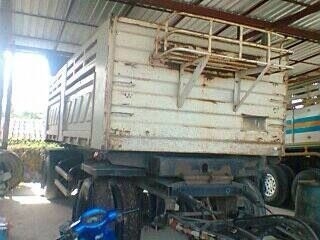 รถฮีโน่ 10 ล้อดั้ม  260 แรงม้า ปี 51  ( ขาย แม่ , ลูก )  สนใจติดต่อ 081 - 6079515