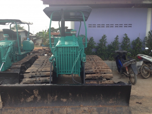 ขายแทร็กเตอร์ สภาพดีพร้อมใช้งาน ราคาต่อรองได้