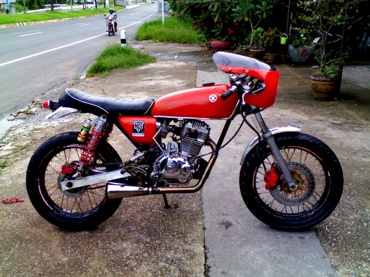 หนุ่ม ปราจีน : ขาย JX110 คาเฟ่ เครื่อง Lifan200 สวยๆแรงๆครับ