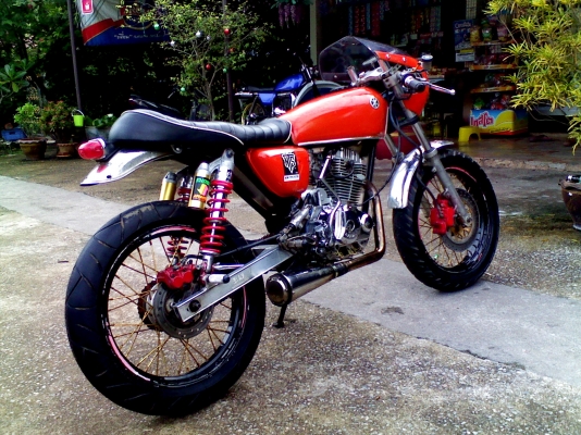 หนุ่ม ปราจีน : ขาย JX110 คาเฟ่ เครื่อง Lifan200 สวยๆแรงๆครับ